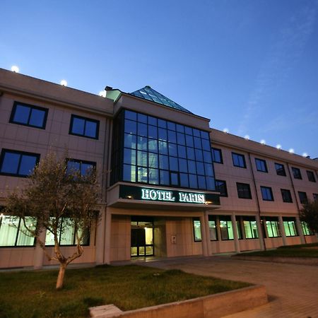 ניקלינו Hotel Parisi מראה חיצוני תמונה