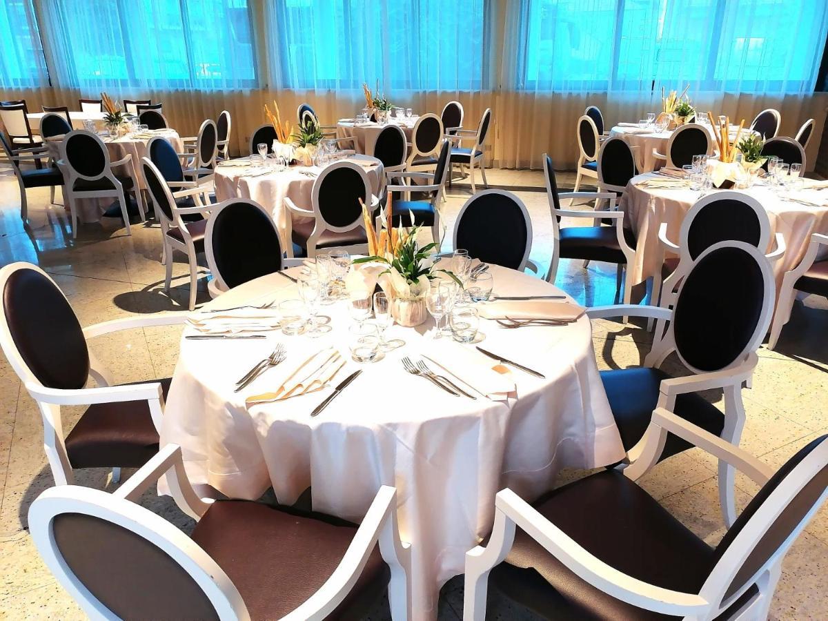 ניקלינו Hotel Parisi מראה חיצוני תמונה