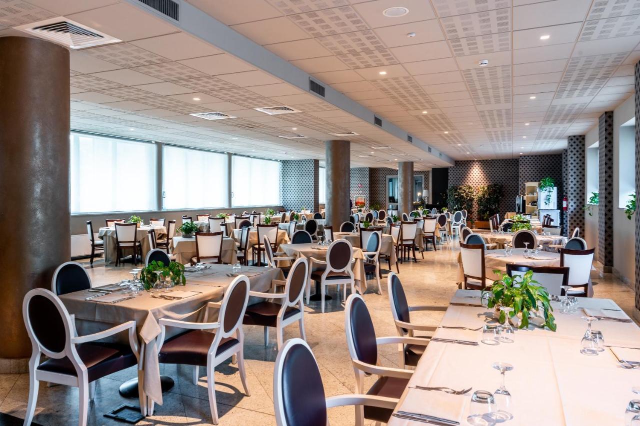 ניקלינו Hotel Parisi מראה חיצוני תמונה